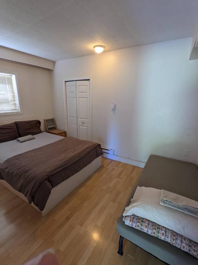 Vancouver Backpacker House - 10 Min Walk To Metrotown Skytrain Station Burnaby Exterior photo