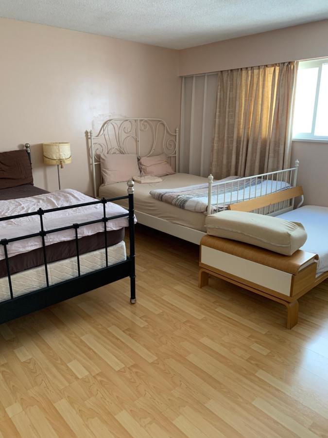 Vancouver Backpacker House - 10 Min Walk To Metrotown Skytrain Station Burnaby Exterior photo